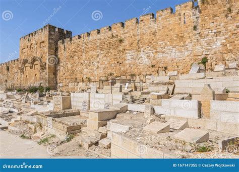 6pm israel time to est|EST to Israel, Jerusalem .
